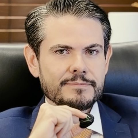 Sócio da Veloso & Dourado